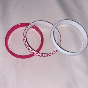 Barbie Theme Medium Pink Bangles w/ Large Beaded Necklace Set